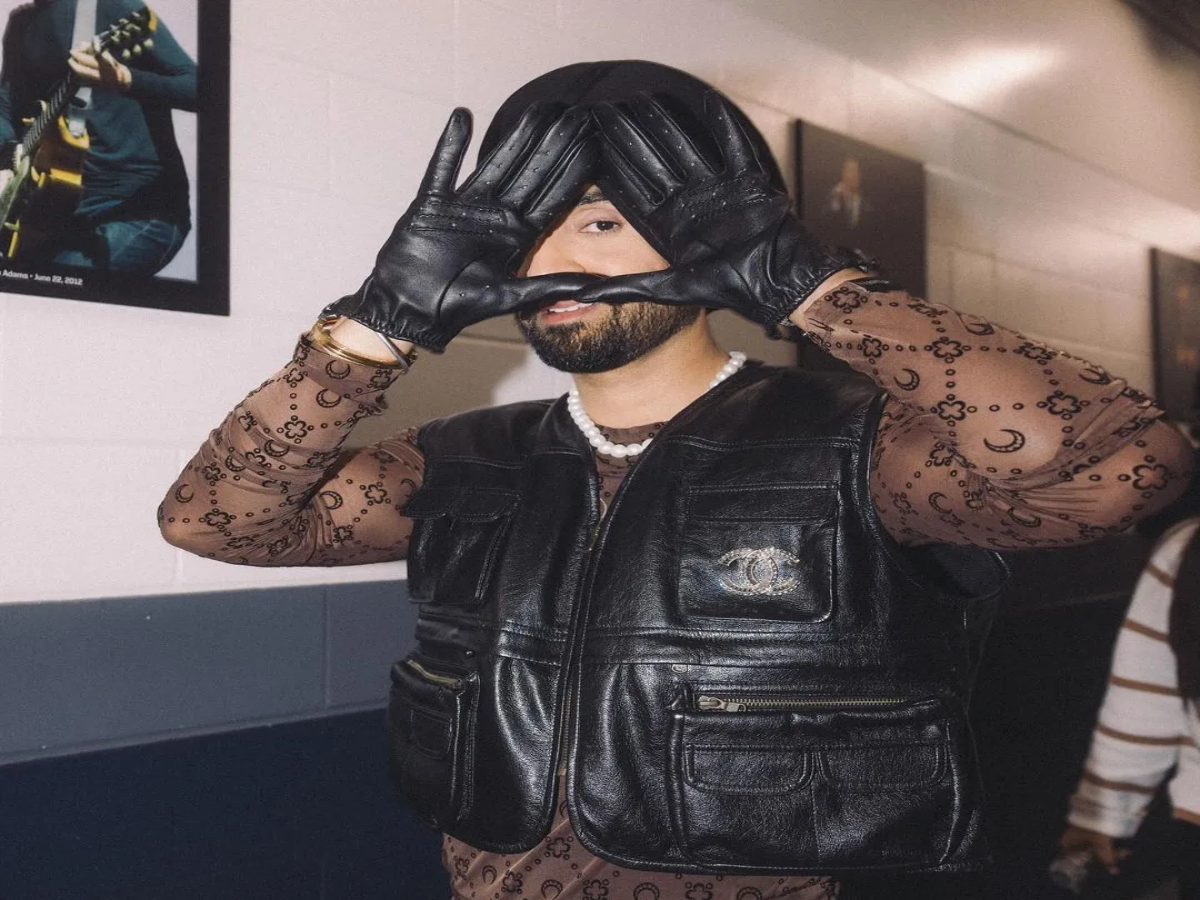 sardar-ji-3-controversy-how-rich-diljit-paaji-is-know-his-lifestyle-and-net-worth Sardar Ji 3 Controversy: How Rich Diljit Dosanjh Is? - Photo Gallery