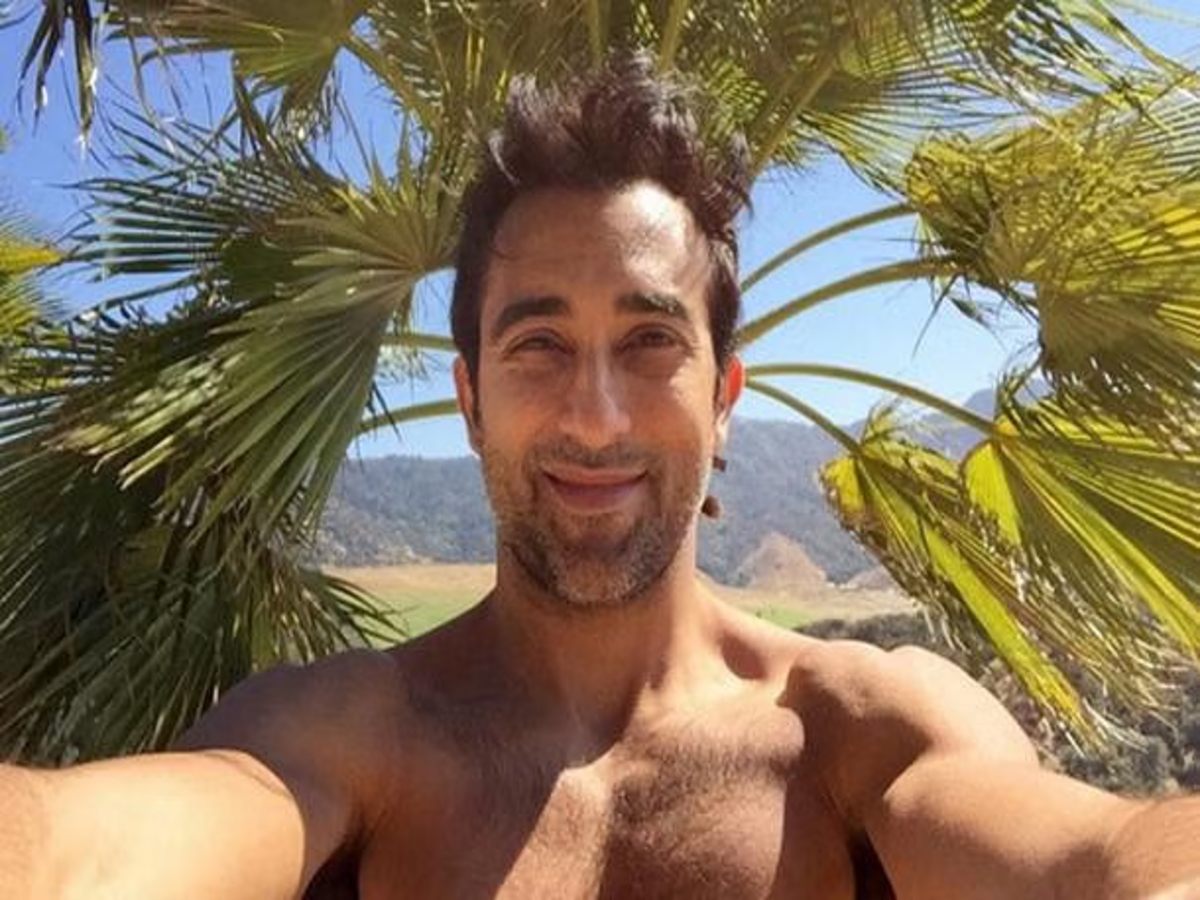 bollywood-actors-who-appeared-unclothed-on-screen Bollywood actors who appeared unclothed on screen. - Photo Gallery