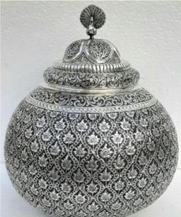 Showcasing India’s Soul: PM Modi Presents Handcrafted Gifts At G7, From Kashmir To Kanyakumari