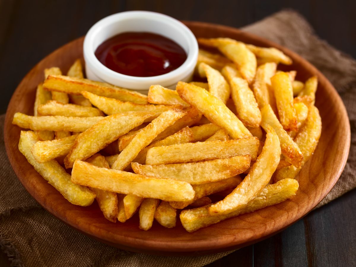 crispy-treats-that-taste-better-baked-than-fried-for-a-healthier-twist 5 Crispy Treats That Taste Better Baked Than Fried - Photo Gallery