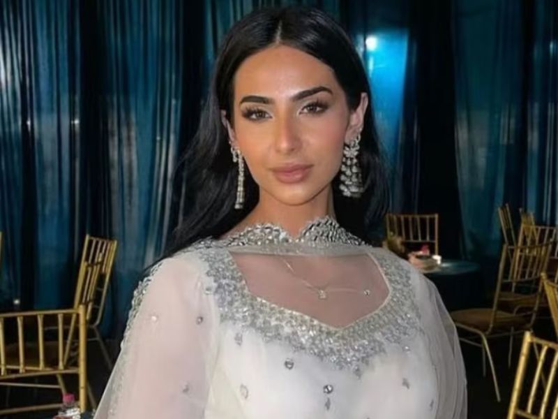 Laila Faisal 5 (Instagram) - Photo Gallery