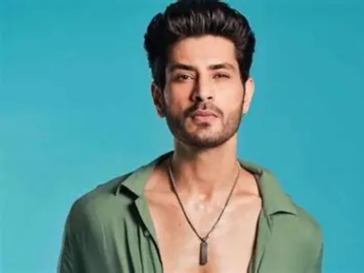 kyunki-saas-bhi-kabhi-bahu-thi-season-2-full-cast-revealed-ekta-kapoor-tv-serial-smriti-irani-as-tulsi-amar-upadhyay-as-mihir Kyunki Saas Bhi Kabhi Bahu Thi Season 2: Full Cast Revealed - Photo Gallery