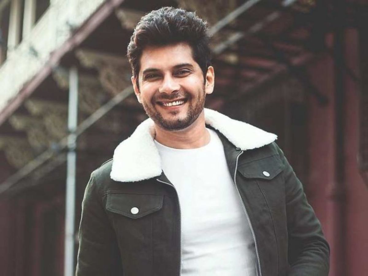 kyunki-saas-bhi-kabhi-bahu-thi-season-2-full-cast-revealed-ekta-kapoor-tv-serial-smriti-irani-as-tulsi-amar-upadhyay-as-mihir Kyunki Saas Bhi Kabhi Bahu Thi Season 2: Full Cast Revealed - Photo Gallery