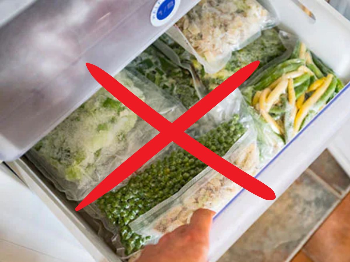 why-you-should-avoid-storing-fruits-and-vegetables-in-plastic-wraps-in-your-fridge Stop Storing Fruits And Veggies In Plastic Wraps: It’s Time For A Healthier Fridge Habit - Photo Gallery