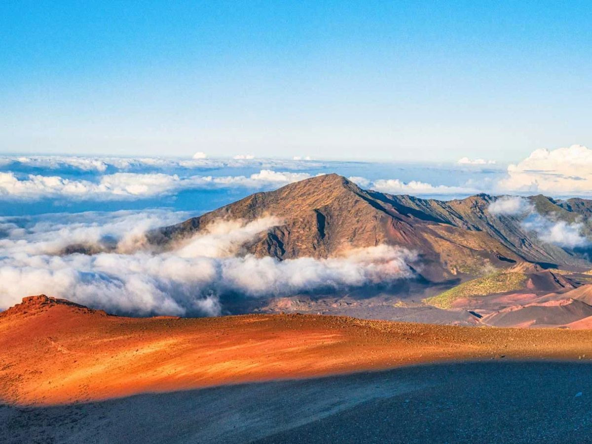 from-mount-haleakala-hawai-to-cappadocia-turkey-7-epic-sunrise-and-sunset-spots-that-offers-breathtaking-sky-views 7 Epic Sunrise and Sunset Spots That Offers Breathtaking Sky Views - Photo Gallery