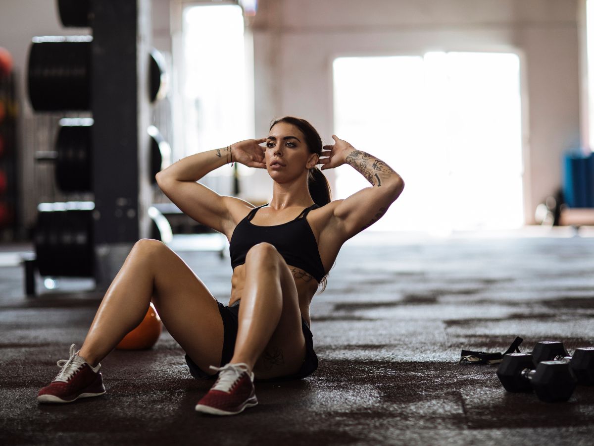 benefits-of-doing-sit-ups-daily-for-core-strength-flexibility-and-posture 7 Amazing Benefits of Doing Sit-Ups Daily for Core Strength and Overall Fitness - Photo Gallery