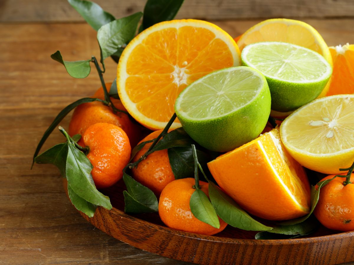 shocking-foods-that-can-cause-acidity-and-trigger-heartburn-symptoms 7 Surprising Foods That May Trigger Acidity and Heartburn Symptoms - Photo Gallery