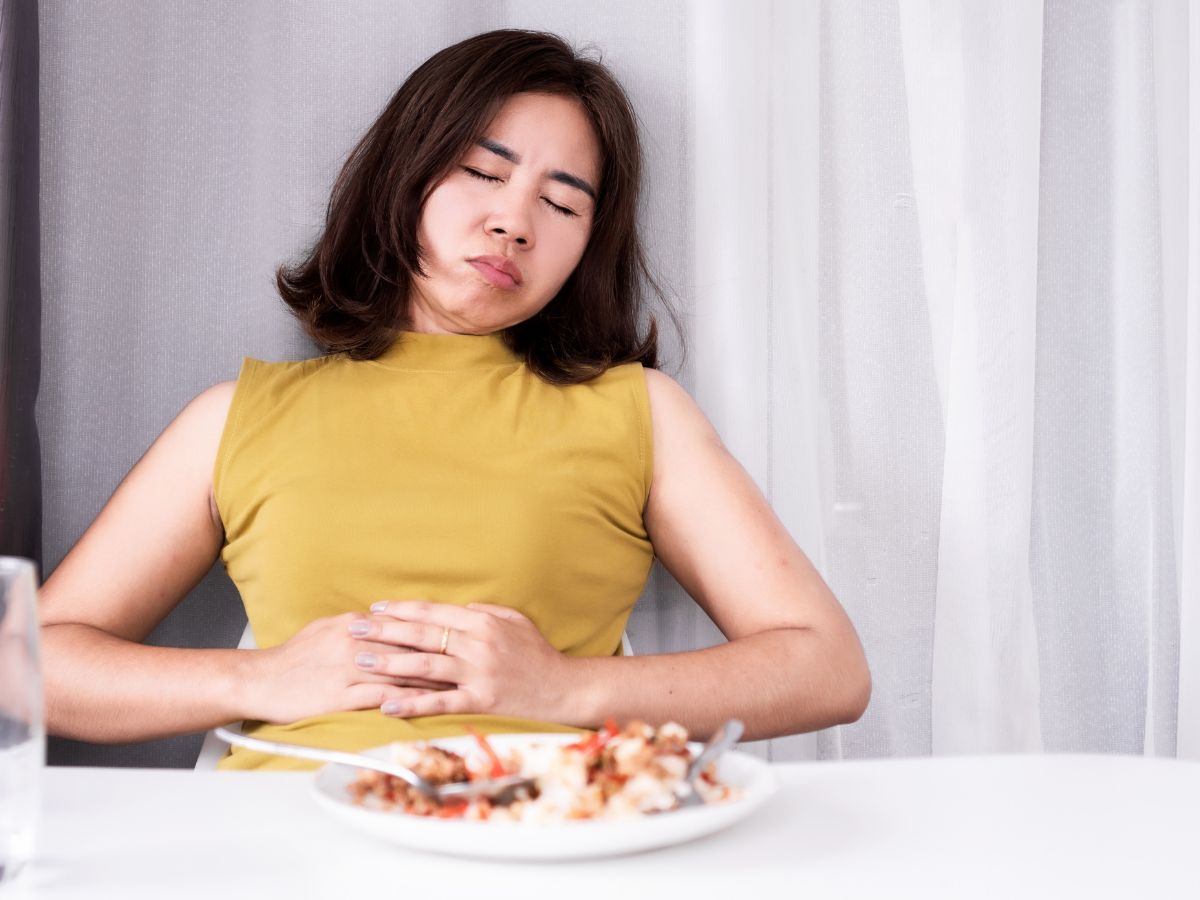 top-7-health-risks-of-eating-food-straight-from-the-fridge-and-how-to-avoid-them Top 7 Health Risks of Eating Food Straight from the Fridge You Shouldn’t Ignore - Photo Gallery