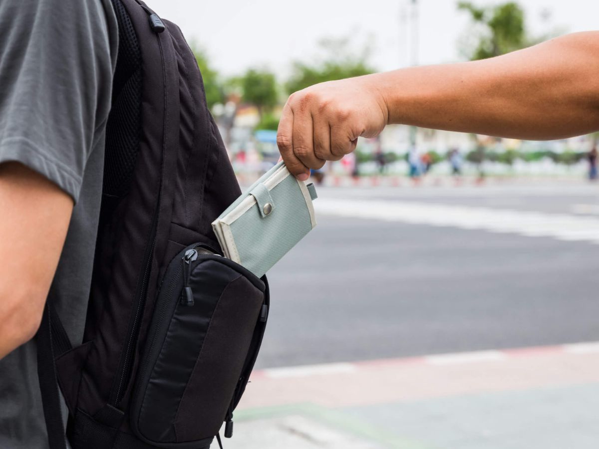 avoid-these-8-common-tourists-scams-and-how-to-stay-protected-be-smart-and-alert-enjoy-your-journey-with-greater-peace-of-mind Avoid These 7 Common Tourists Scams and How To Stay Protected: Be Smart and Alert - Photo Gallery