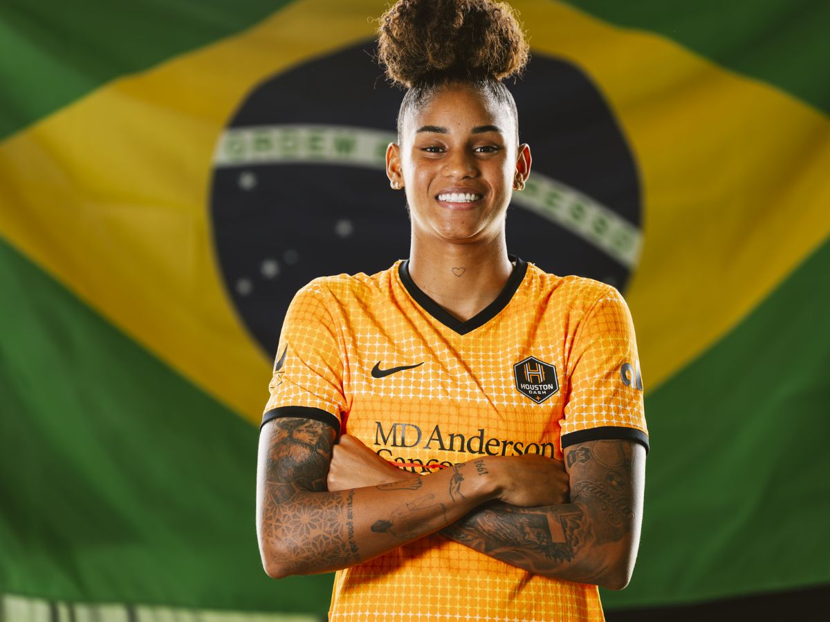 top-5-most-expensive-women-footballers Tarciane joined Lyon in February 2025 after just one season in the NWSL, making her the second most expensive player in ever. The 21-year-old's fee, according to L'Equipe, was approximately 0,000 (£762,000), setting a record for the French women's top division and making her the world record holder had the deal been finalised a few weeks earlier. (Image credit: Houston Dynamo FC) - Photo Gallery
