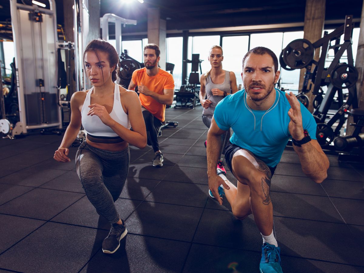 5-easy-exercises-to-tone-and-strengthen-your-leg-muscles-at-home 5 Beginner-Friendly Exercises to Build Stronger and Toned Legs - Photo Gallery