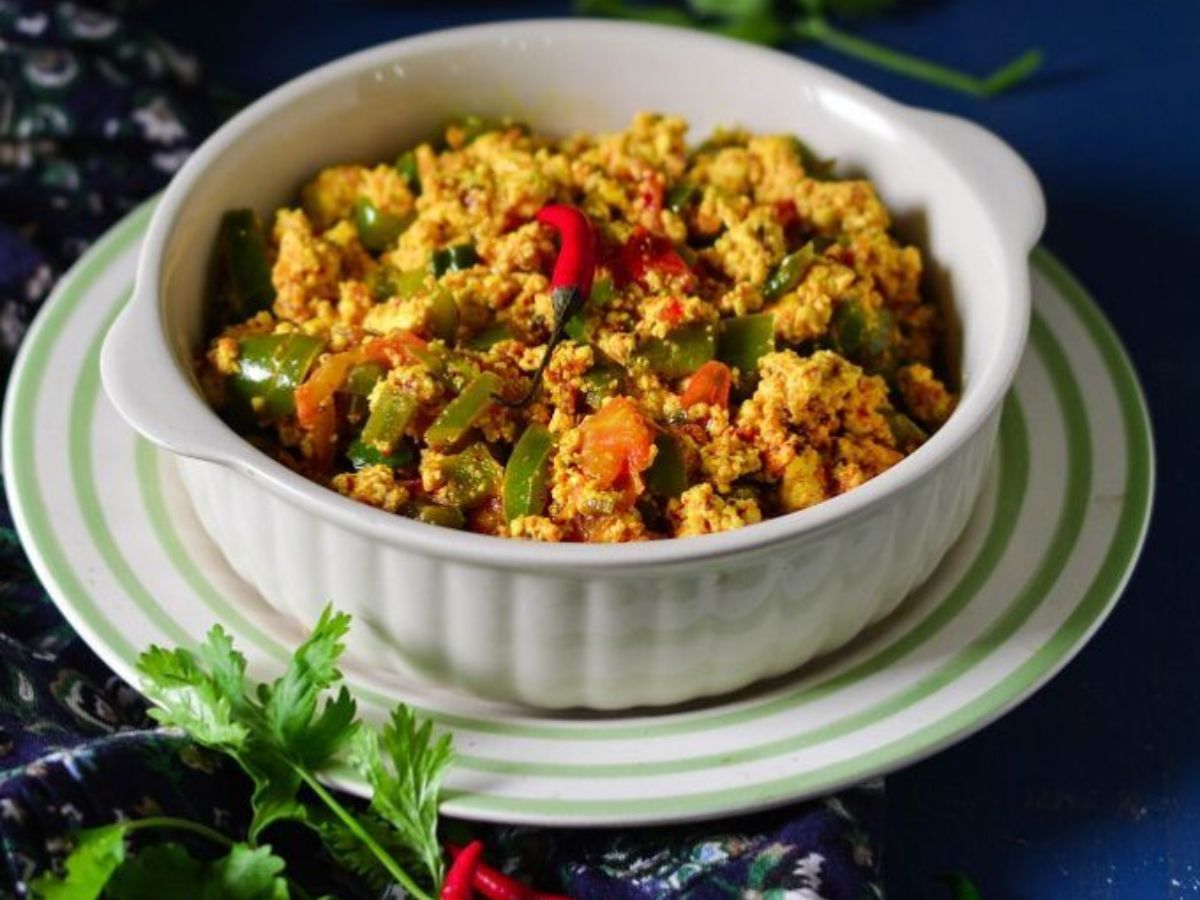 7-easy-and-delicious-capsicum-dishes-indians-can-cook-at-home 7 Delicious Indian Capsicum Dishes You Must Try at Home - Photo Gallery