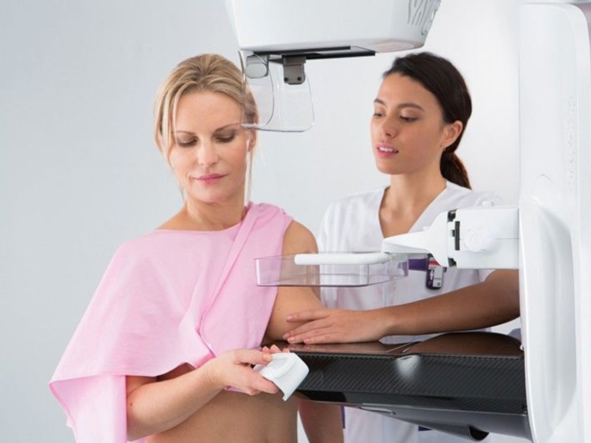 Unusual Lump? Nipple Niggles? When to DM Your Doctor About Boobs Concerns - Photo Gallery