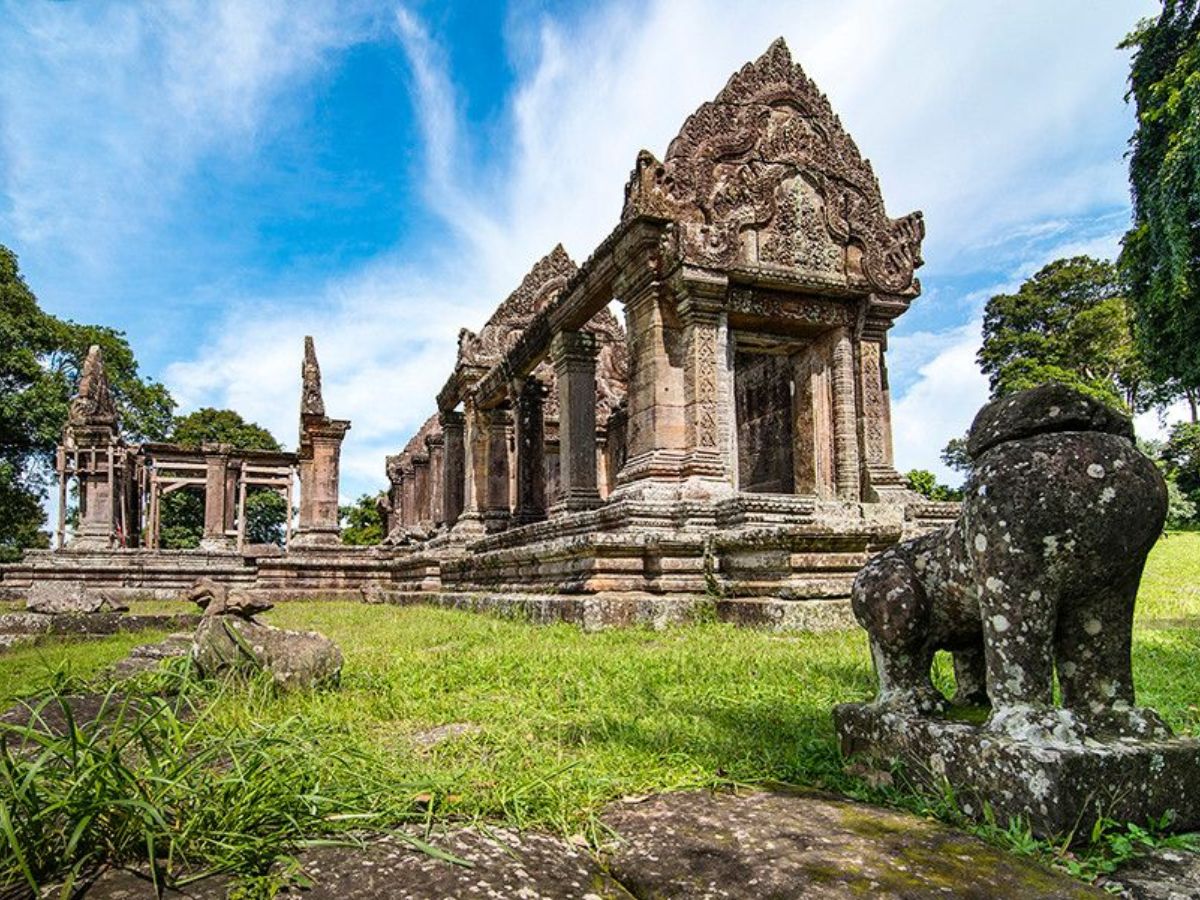 journey-through-the-top-10-ancient-temples-of-east-asia Image Credit - Pinterest - Photo Gallery