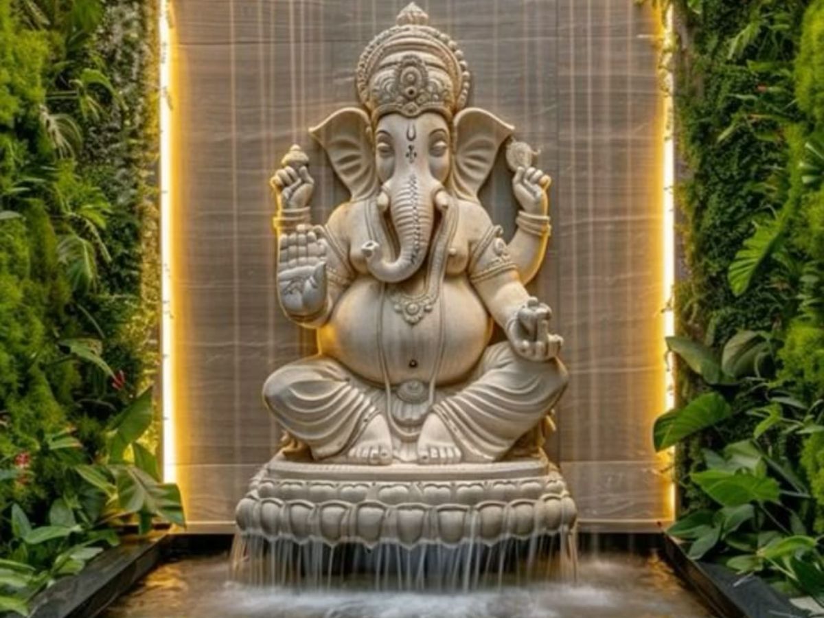 ancient-secrets-modern-homes-decoding-indias-entrance-symbolism Image credit: Pinterest - Photo Gallery