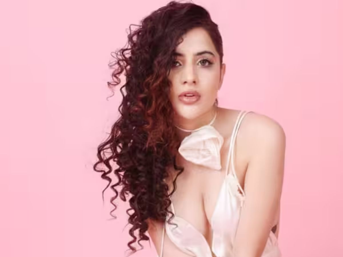 top-6-uorfi-javed-inspired-hairstyles-will-glam-up-your-raksha-bandhan-look Top 6 Uorfi Javed Inspired Hairstyles Will Glam Up Your Raksha Bandhan Look! - Photo Gallery