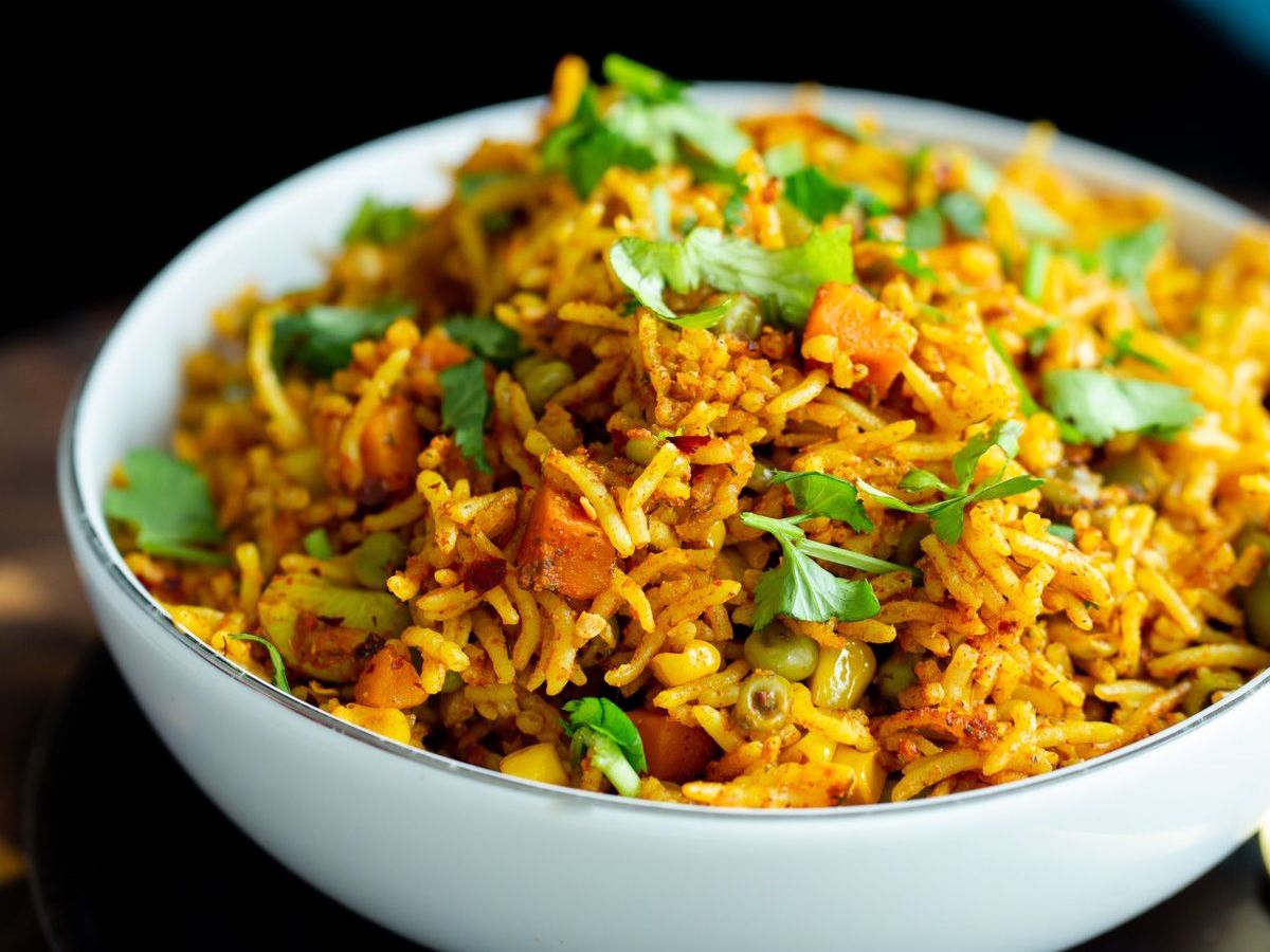 colorful-healthy-indian-meals-high-protein 6 Healthy Protein-Rich Indian Recipes Full of Colors - Photo Gallery
