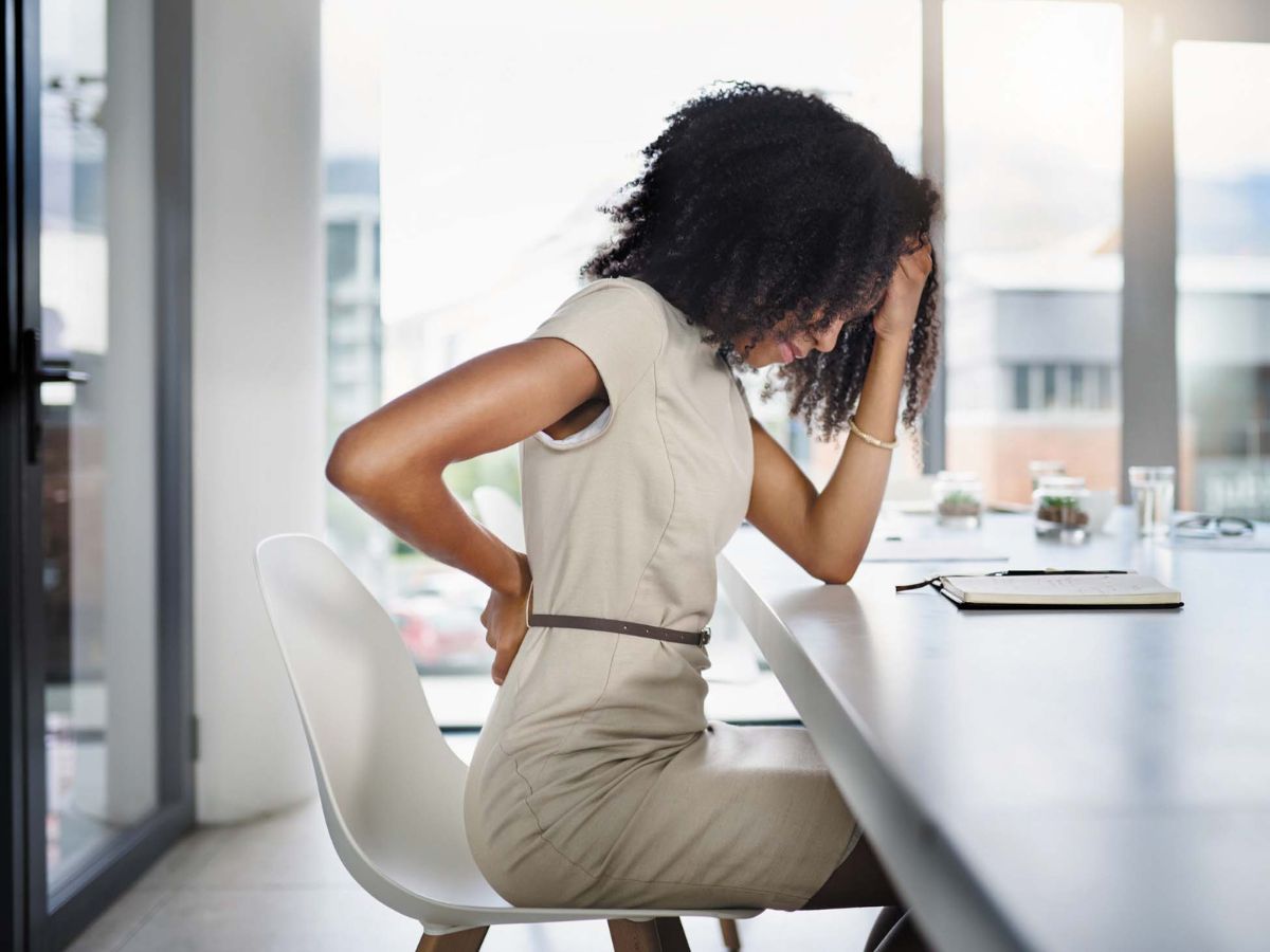 back-pain-won-t-go-away-if-you-don-t-get-rid-of-these-6-common-habits-in-daily-life Your Back Pain May Never Go Away If You Don’t Stop These 6 Everyday Habits Right Now - Photo Gallery