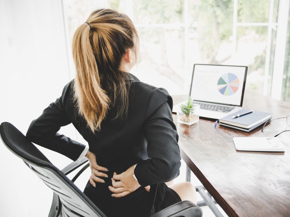 back-pain-won-t-go-away-if-you-don-t-get-rid-of-these-6-common-habits-in-daily-life Your Back Pain May Never Go Away If You Don’t Stop These 6 Everyday Habits Right Now - Photo Gallery