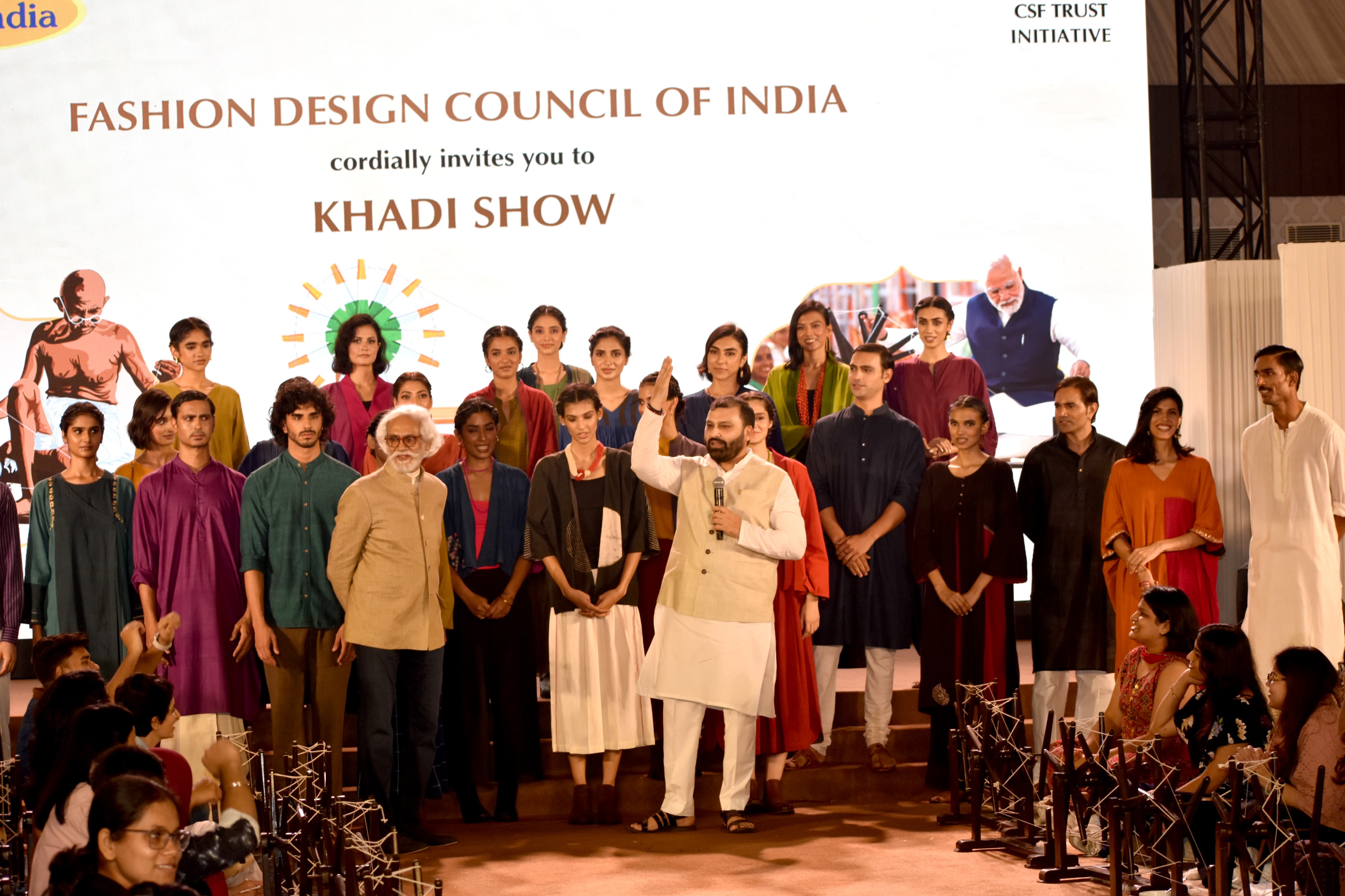Another Historic Step Towards ‘Khadi For Nation, Khadi For Fashion’: ‘Khadi Fashion Festival’ Held In Delhi