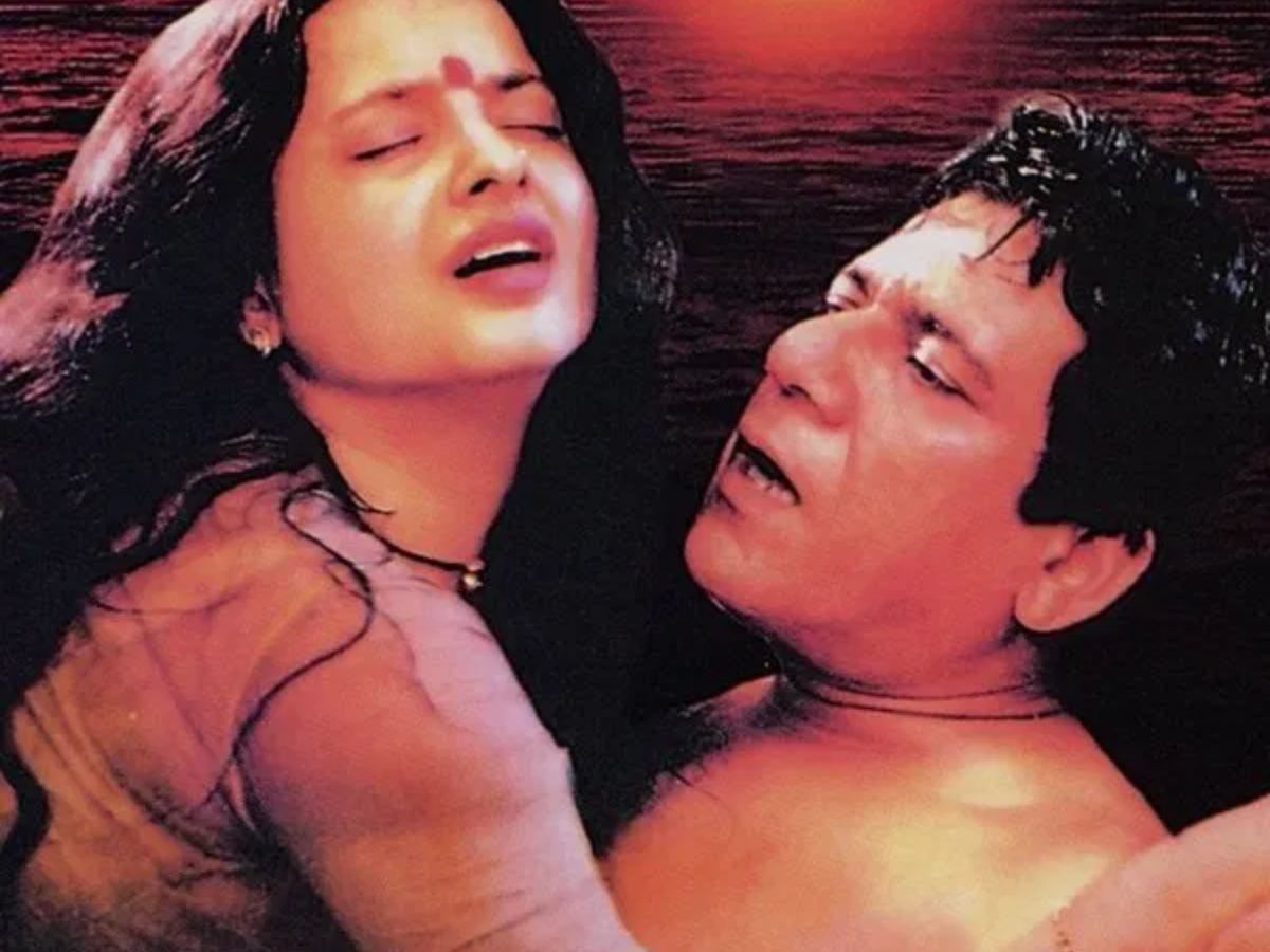Rekha’s Most Controversial Bold Scene– Actress Lost Control, Chair Broke on Set! - Photo Gallery