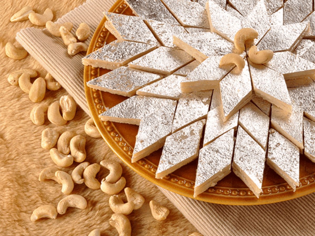 7-easy-steps-to-make-kaju-katli-at-home-this-rakshabandhan-for-your-siblings Rakshabandhan Special Kaju Katli: How To Make This Festive Treat In 7 Easy Steps - Photo Gallery