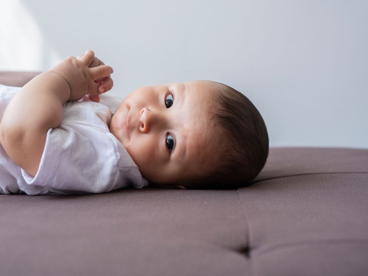 breastfeeding-importance-why-babies-should-only-have-breast-milk-for-first-6-months Why Breast Milk is Recommended for Babies Under 6 Months? - Photo Gallery