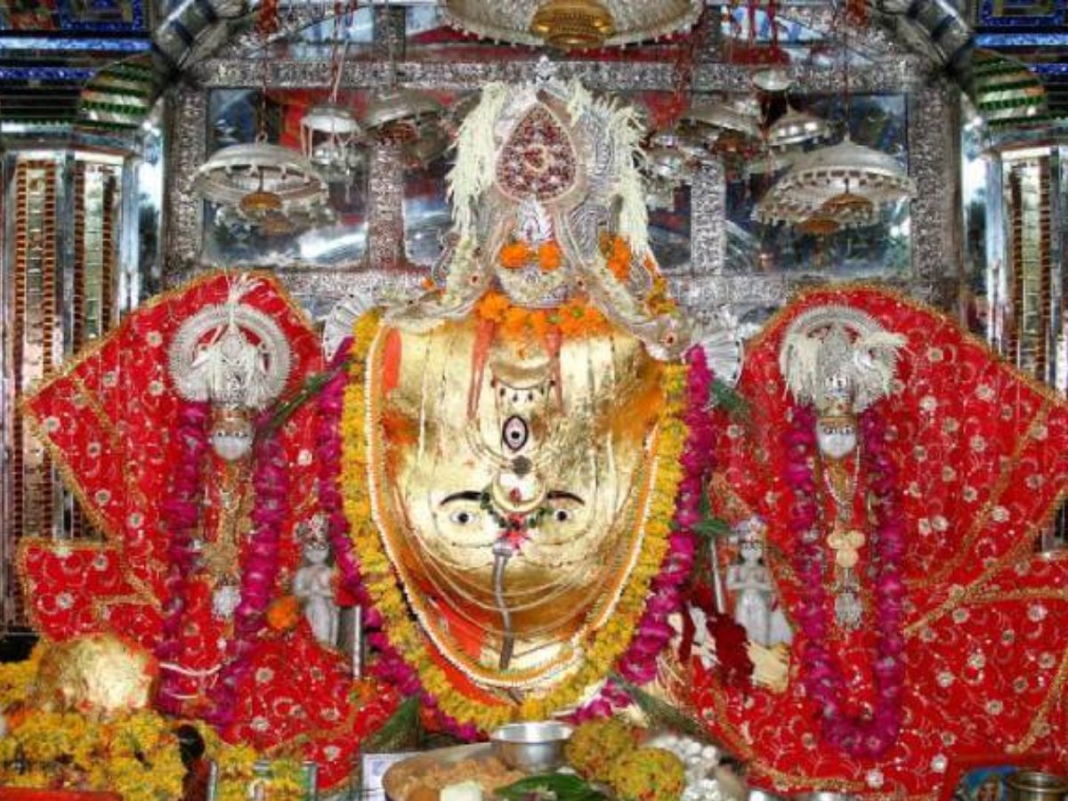 7-most-famous-ganesh-temples-around-the-world-from-siddhivinayak-to-manakula-vijaynagar-temple 7 Most Famous Ganesh Temples Around The World Devotee Should Visit Once - Photo Gallery