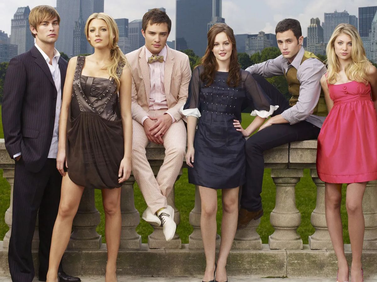6-must-watch-fashion-series-for-style-lovers-and-trend-enthusiasts 6 Must-Watch Fashion-Oriented Series That Are a Treat for Every Style and Drama Lover - Photo Gallery