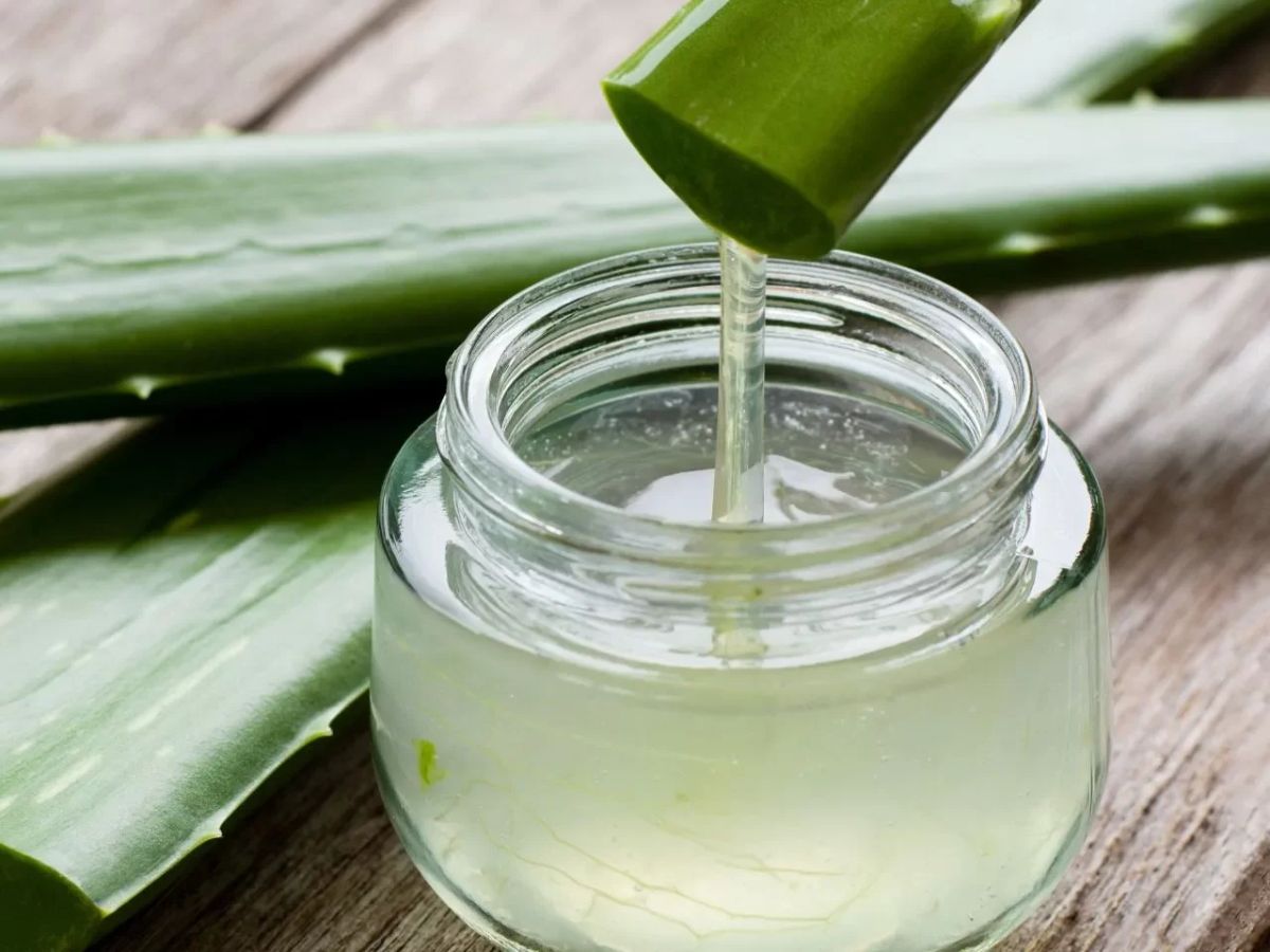 fade-hyperpigmentation-naturally-with-these-6-effective-remedies 6 Things That Actually Work to Fade Hyperpigmentation and Brighten Your Skin Naturally - Photo Gallery