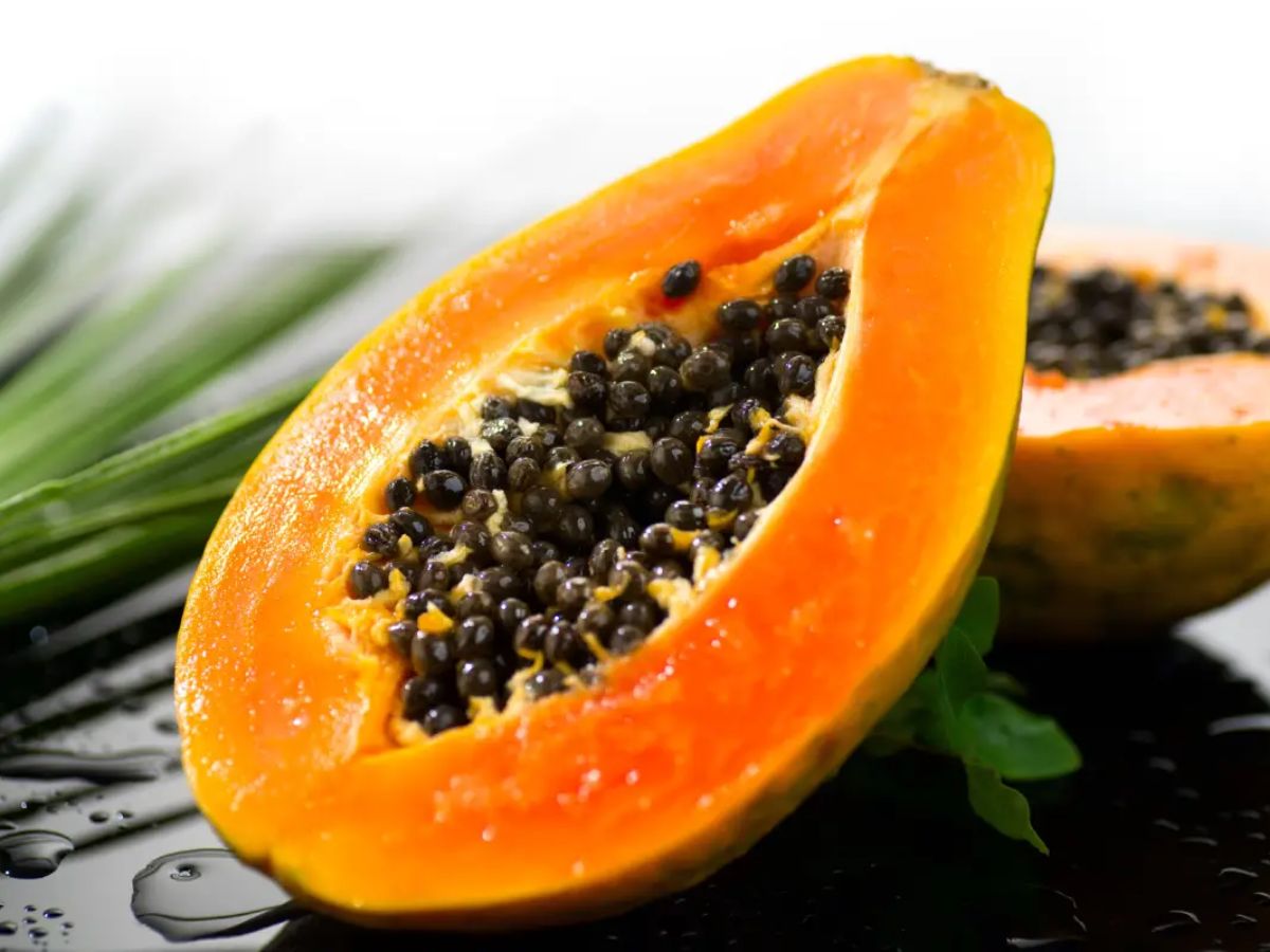 fade-hyperpigmentation-naturally-with-these-6-effective-remedies 6 Things That Actually Work to Fade Hyperpigmentation and Brighten Your Skin Naturally - Photo Gallery