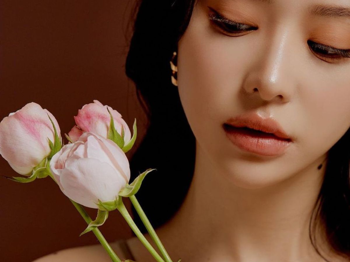 korean-beauty-hacks-for-plumper-looking-lips-no-fillers-needed-nars-concealer-smashbox-givenchy-lip-balm Korean Beauty Secret for Fuller Lips REVEALED- Say No to Fillers With These Hacks! - Photo Gallery