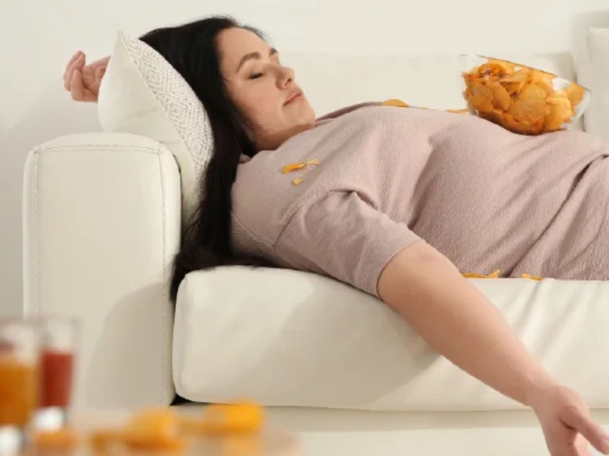 6-habits-to-quit-for-healthy-aging-and-a-better-future Say Goodbye to These 6 Common Habits That Secretly Speed Up Aging and Harm Your Health - Photo Gallery