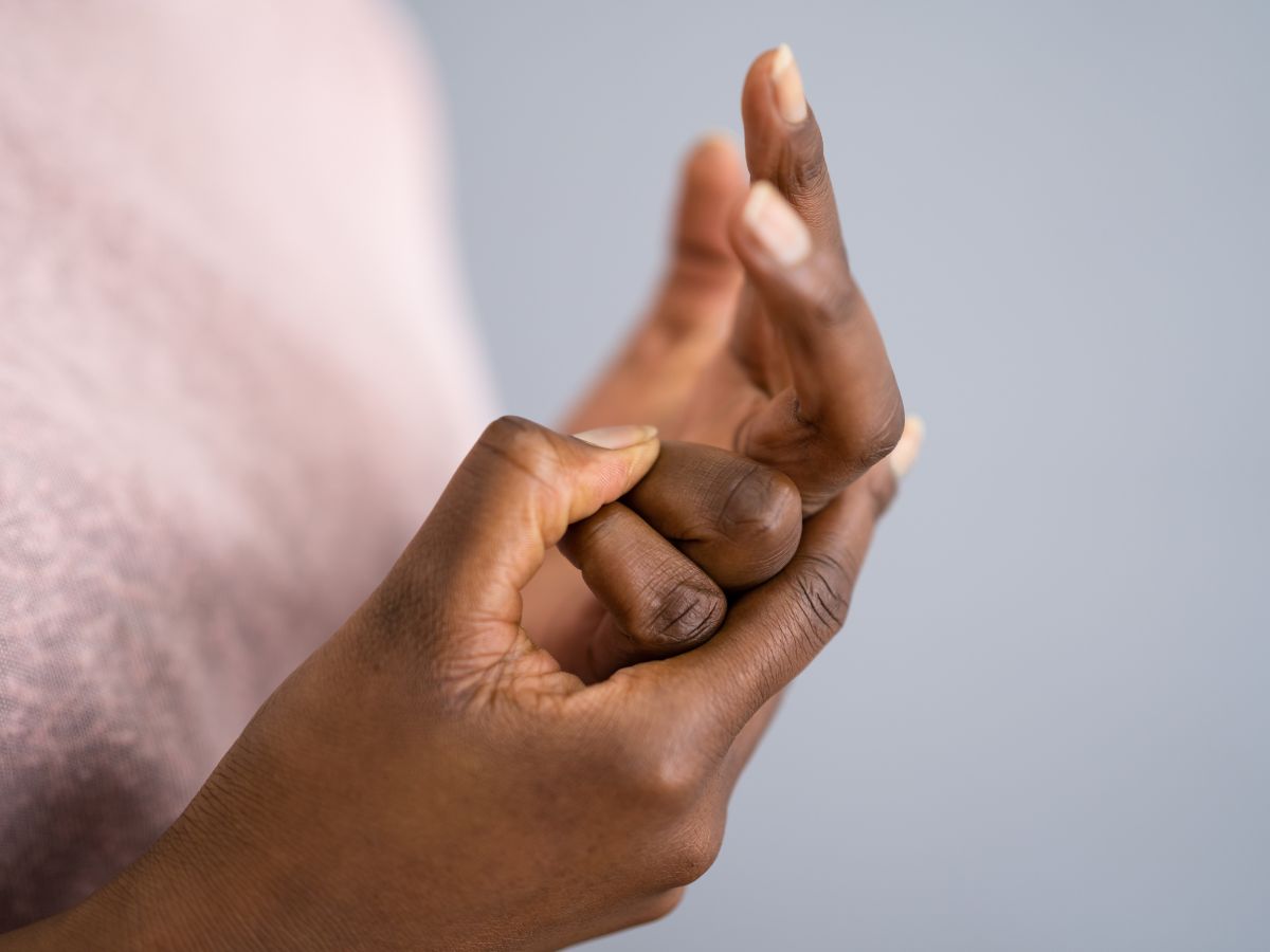 Does the Cracking of Joints Signal Arthritis? Here’s What You Should Know - Photo Gallery