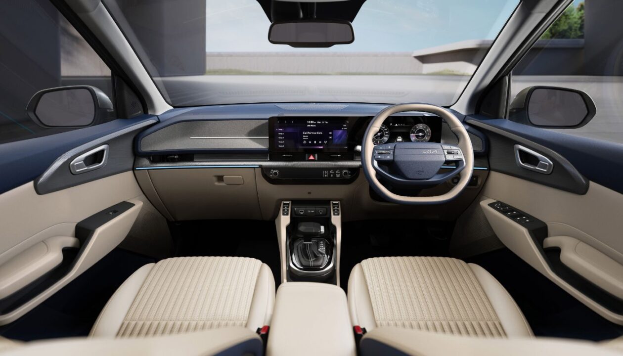 indias-cheapest-7-seater-electric-car India’s Cheapest 7-Seater Electric Car - Photo Gallery