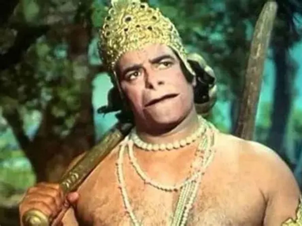ranbir-kapoor-ramayana-amitabh-bachchan-fakt-purusho-maate-7-indian-actors-godly-avatar-transformation-in-films Ranbir Kapoor in Ramayana, Amitabh Bachan in Fakt Purusho Maate: 7 Actors Who Nailed Godly Avatars in Films - Photo Gallery