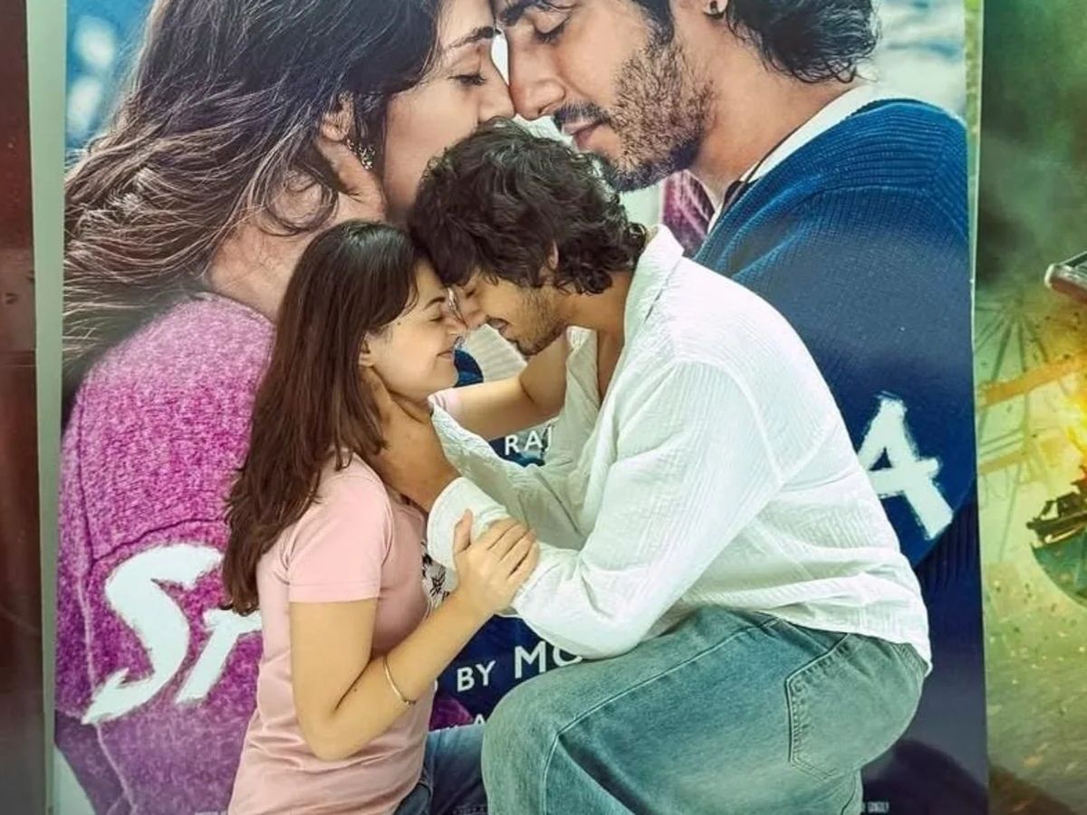is-saiyaaras-female-lead-aneet-padda-a-nepo-kid-you-wont-believe-where-she-started Is Saiyaara’s Female Lead, Aneet Padda A Nepo Kid? You Won’t Believe Where She Started! - Photo Gallery