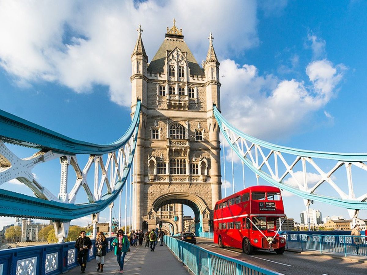 6-most-stressed-cities-in-the-world-ranked-by-lifestyle-traffic-noise-and-work-pressure 6 Cities Around the World Where Stress Levels Are Off the Charts - Photo Gallery