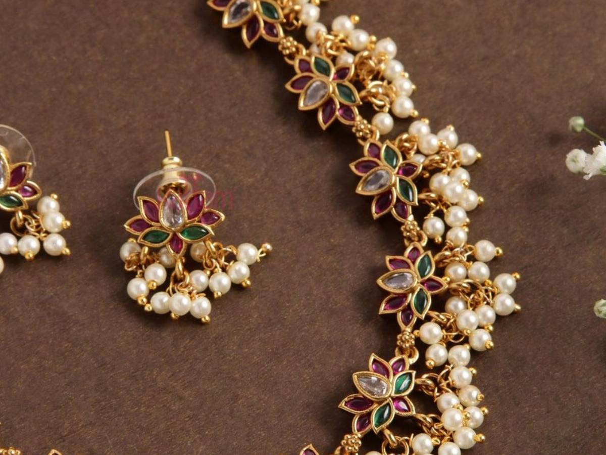 ethnic-with-a-twist-5-jewellery-trends-to-rock-this-teej Image Credit: Pinterest - Photo Gallery