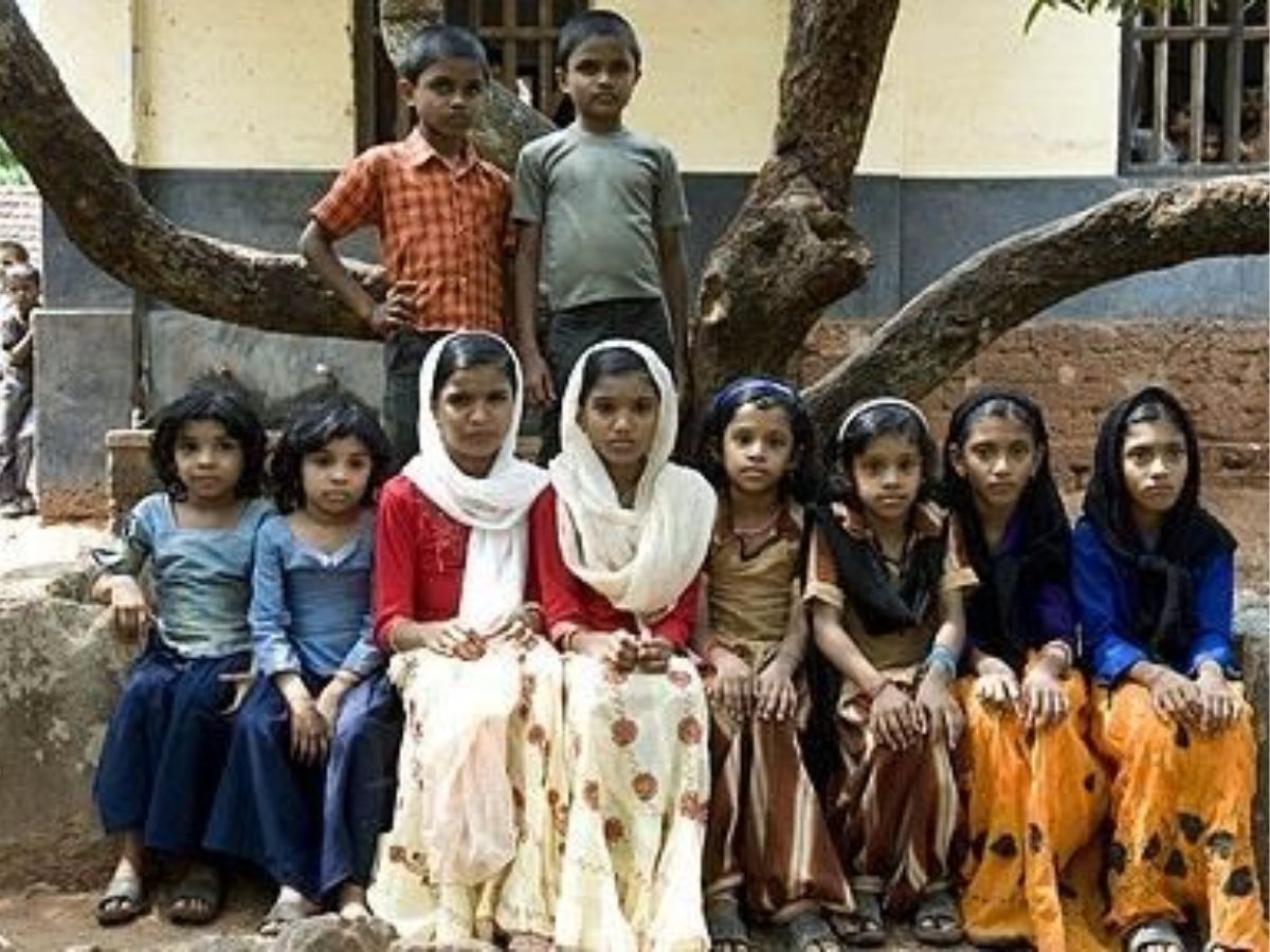url-indian-village-of-twins-with-over-450-pairs-of-twins-mysterious-village-with-the-highest-twin-birth-rate Welcome to India’s ‘Twin Town’! This Village Has One of The Highest Numbers of Twins in the World - Photo Gallery