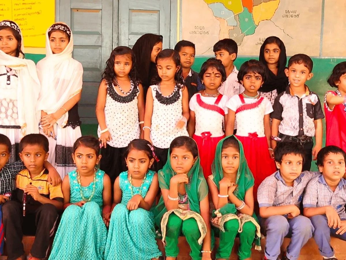 url-indian-village-of-twins-with-over-450-pairs-of-twins-mysterious-village-with-the-highest-twin-birth-rate Welcome to India’s ‘Twin Town’! This Village Has One of The Highest Numbers of Twins in the World - Photo Gallery