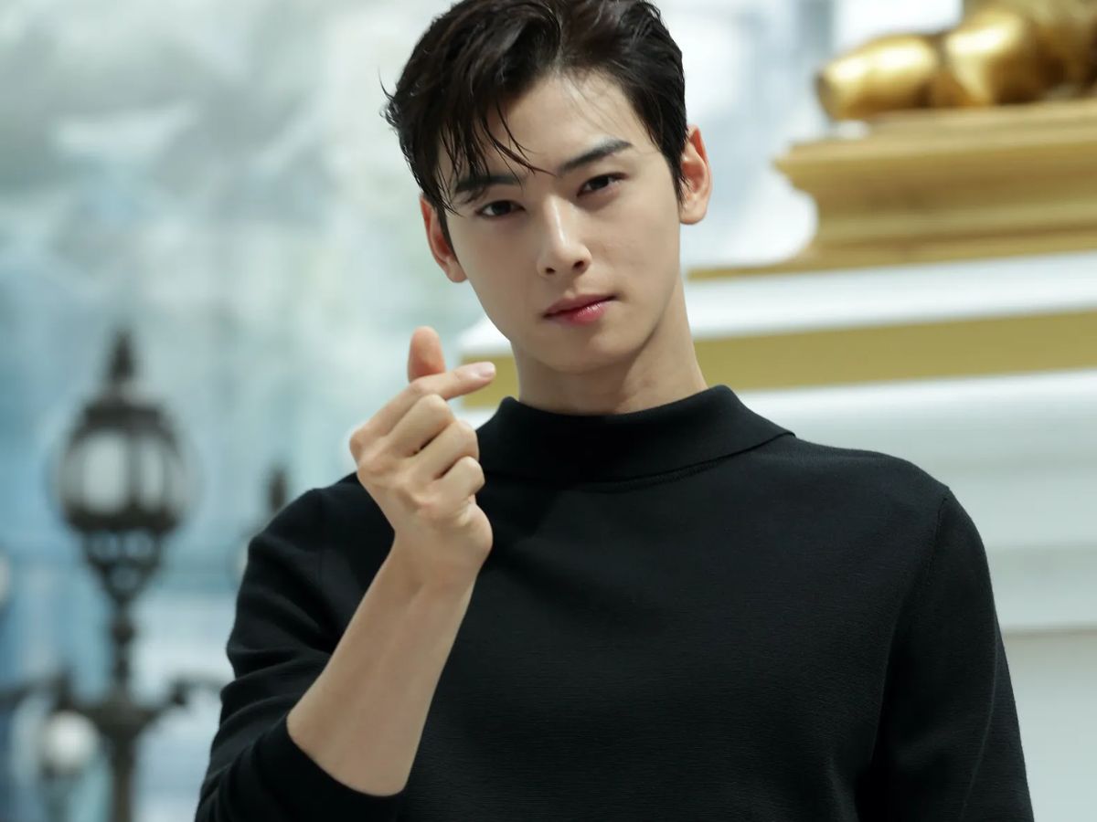 true-beauty-korean-star-cha-eun-woo-new-look-before-mandatory-military-service-on-july-23-astro-member-transformation-breaks-internet True Beauty actor Cha Eun-Woo Shocked Fans with New Look Ahead of July 23 Military Enlistment - Photo Gallery