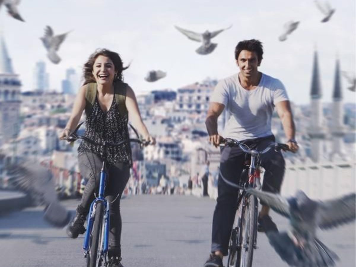 rakshabandhan-related-movies-to-watch-with-brother-or-sister-2025-from-baghban-to-hum-sath-sath-hain Rakshabandhan 2025: Watch These Sentimental Movies With Your Sibling On Rakshabandhan - Photo Gallery