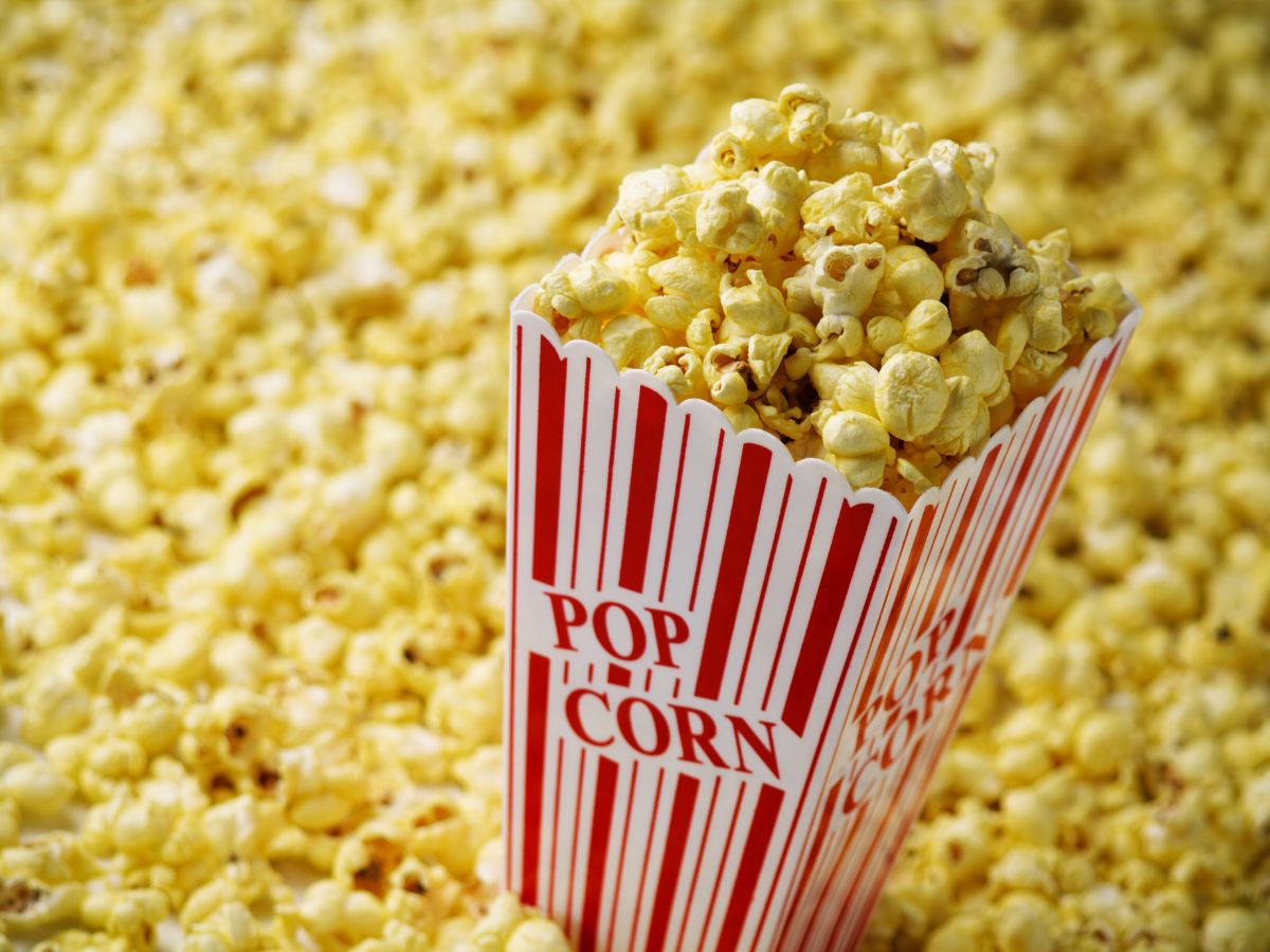 popcorn-versus-banana-chips-which-one-is-healthier-for-your-health Popcorn VS Banana Chips: Which One Is Healthier? - Photo Gallery