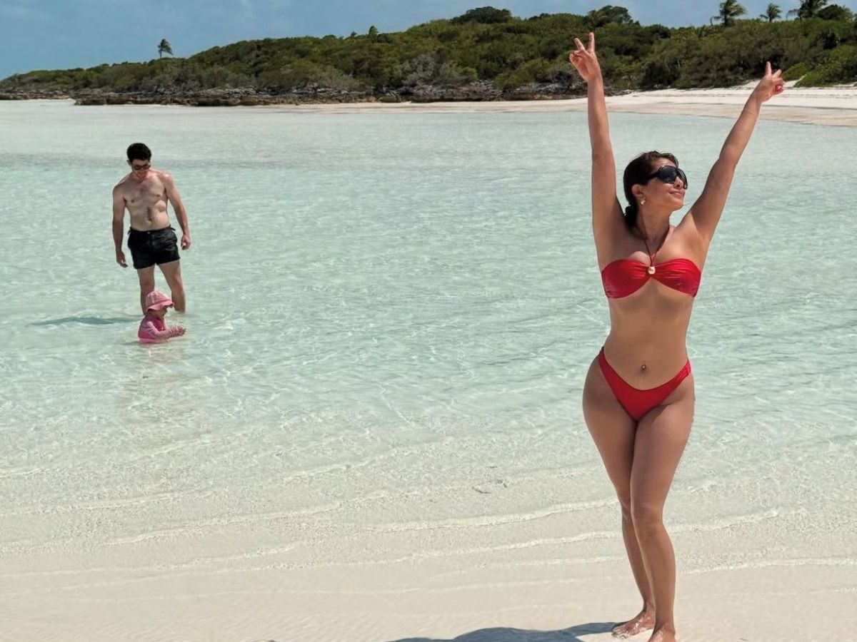 fitter-than-ever-priyanka-chopras-latest-look-breaks-the-internet-in-pics Image Credit- Instagram - Photo Gallery