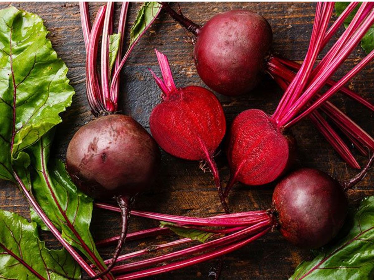 healthy-eating-raw-vs-cooked-beetroot-best-way-to-eat-and-4-east-ways-to-add-beets-to-daily-diet Beetroot Benefits: Best Ways to Eat Raw vs Cooked and How to Add It to Your Everyday Diet - Photo Gallery