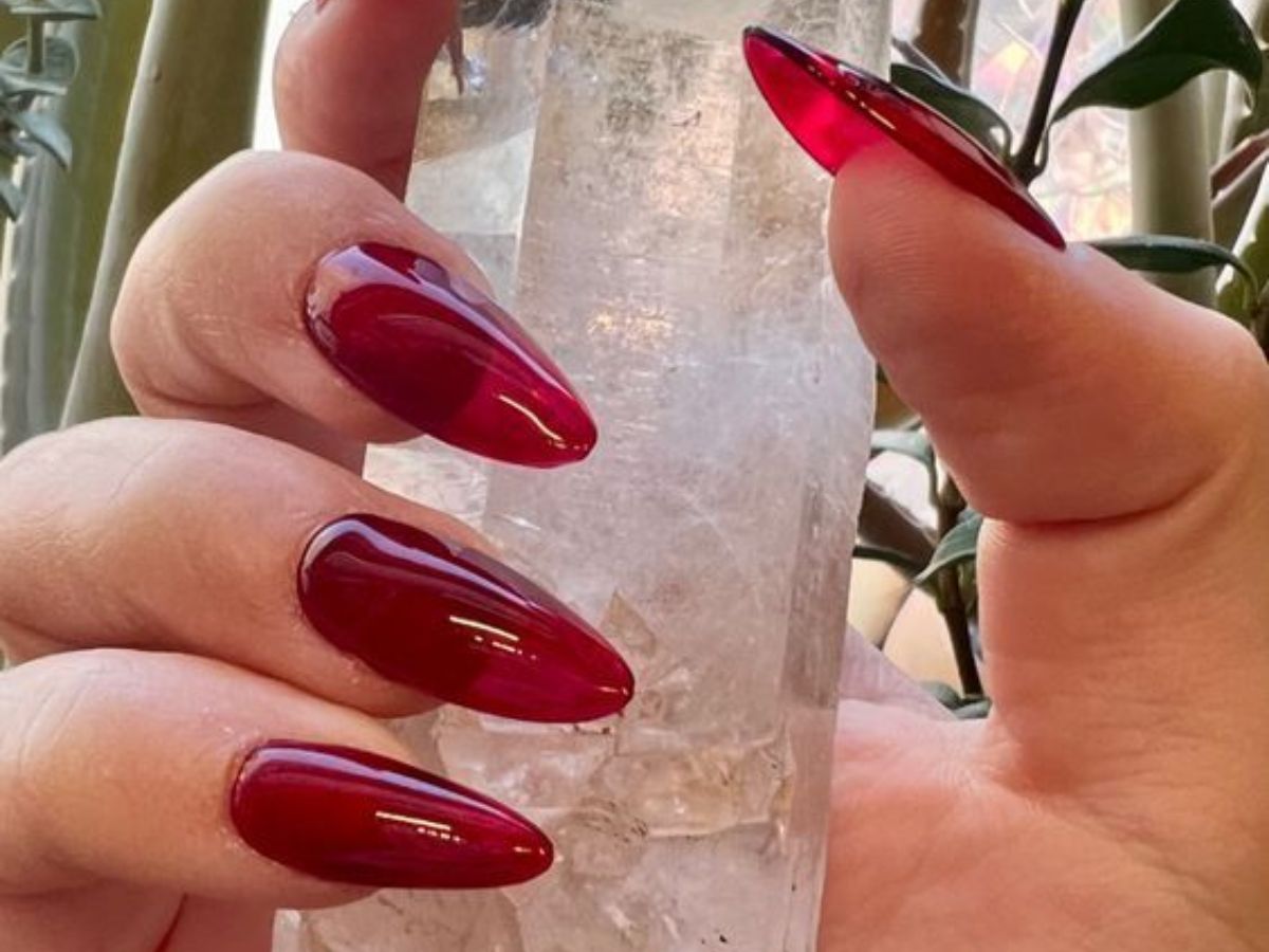 five-sizzling-nail-art-trends-ruling-college-campuses-in-2025 Image Credit - Pinterest - Photo Gallery