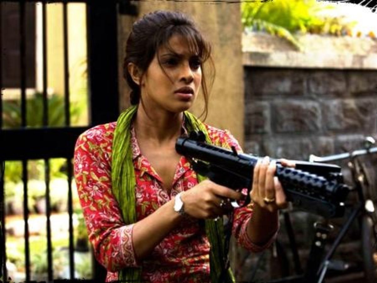 priyanka-chopra-birthday-special-watch-her-top-10-movies-with-hot-and-sexy-scenes-of-the-bollywood-actress Priyanka Chopra Birthday Special: Watch Her Top 10 Movies - Photo Gallery