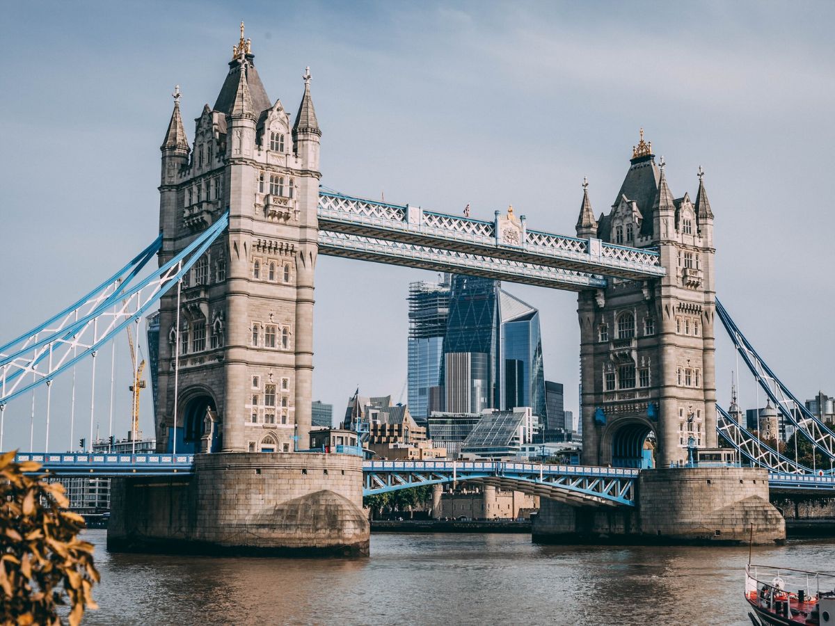 worlds-richest-cities-2025-top-6-destinations-millionaires-prefer-to-live-and-invest Top 6 Cities Millionaires Are Flocking to in 2025 for Wealth, Lifestyle, and Investment Opportunities - Photo Gallery