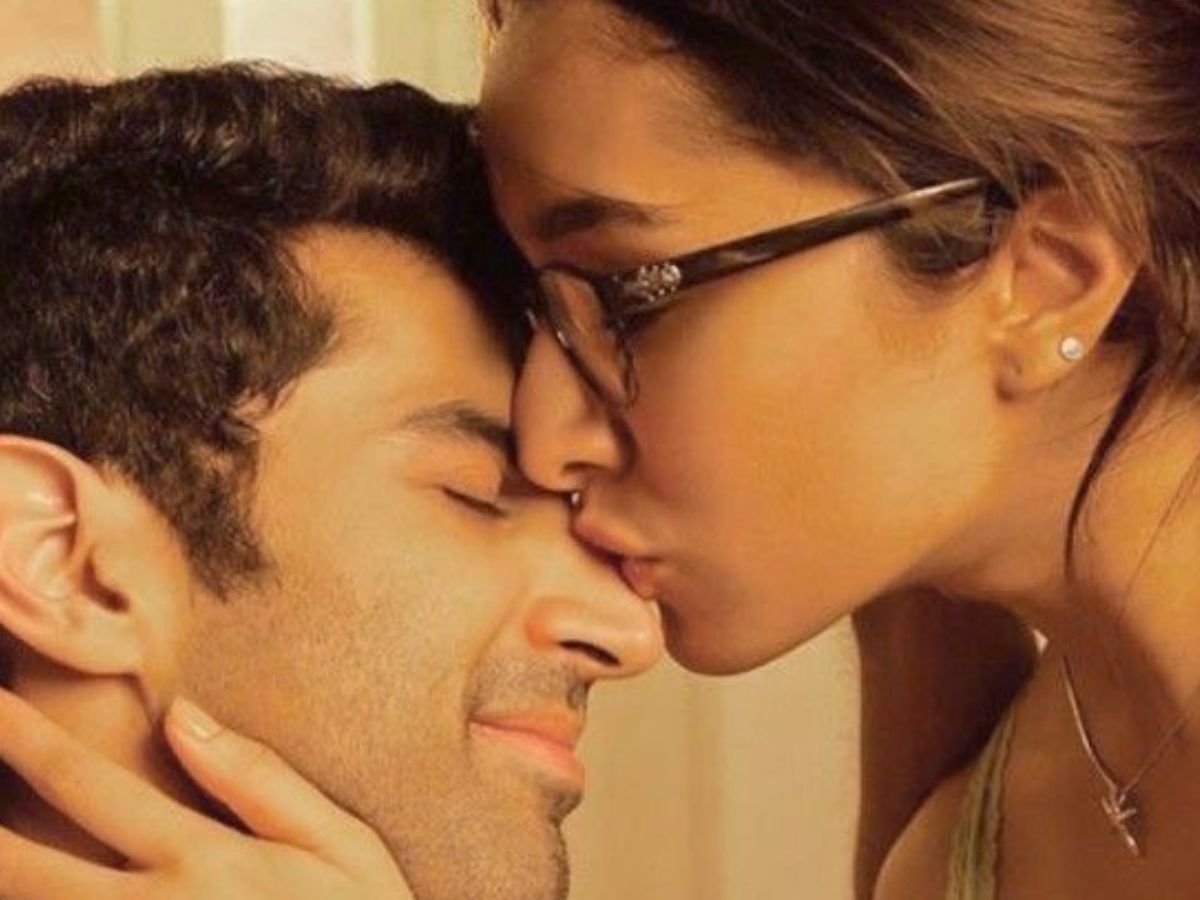 Hottest Celebrity Couples Who Set Screens On Fire, Then Walked Away In Real Life - Photo Gallery